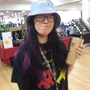 Meet your Posher, Abby